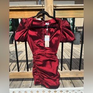 Oh Polly NWT Red Puff Sleeve Ruched Dress